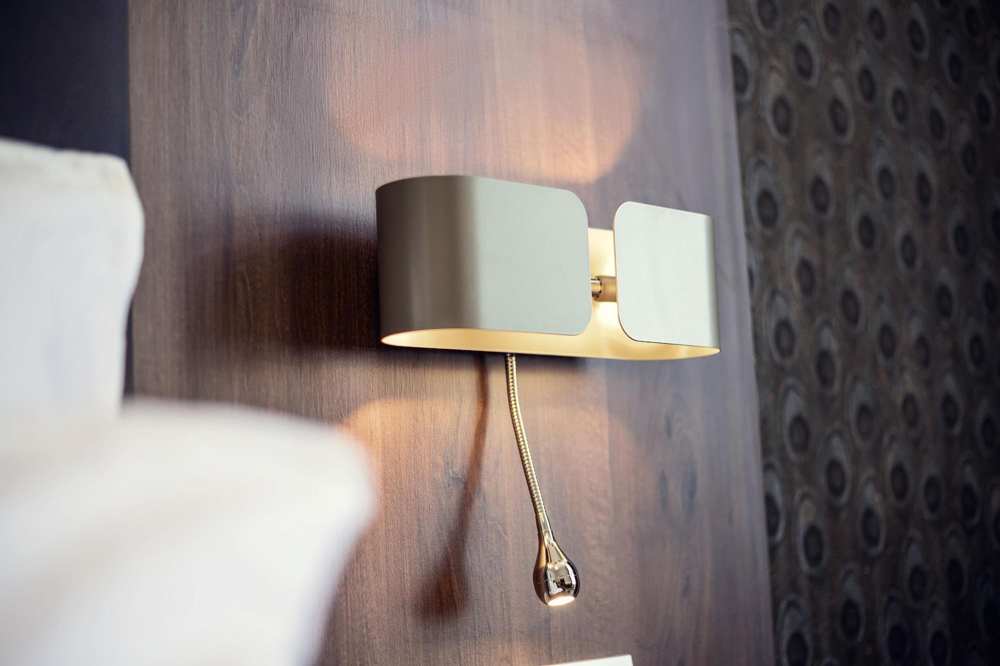 Michelangelo Grand Hotel Prague Exterior photo Wall light