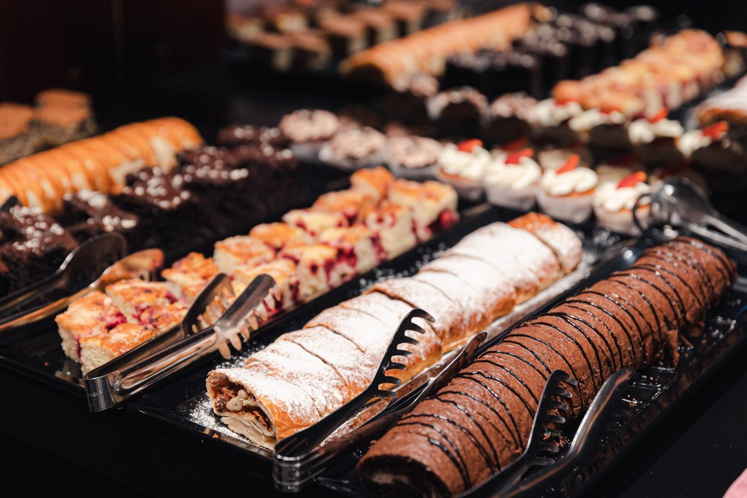 Michelangelo Grand Hotel Prague Exterior photo A selection of pastries