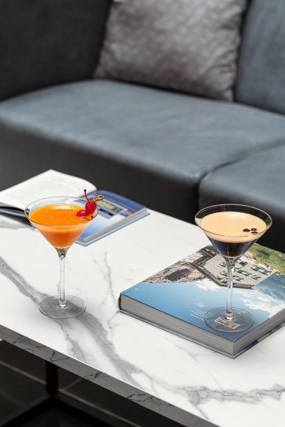 Michelangelo Grand Hotel Prague Exterior photo Espresso Martini (right)